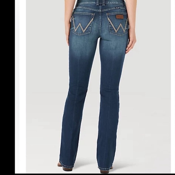 WOMENS WRANGLER RETRO MAE BOOT CUT JEAN: Vivianna 30 x 32 - Picture 2 of 11
